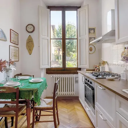 Cristina Apartment Florence